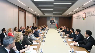Azərbaycan və Aİ arasında regional məsələlər müzakirə olundu - FOTO