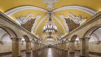 Moskvada metro stansiyanı tüstü bürüdü - 250 nəfər...