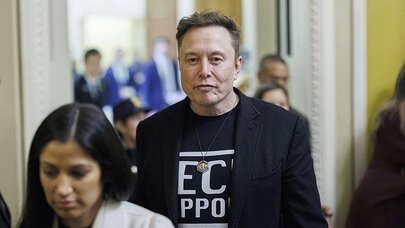 Trampın qərarı Maskı hərəkətə keçirdi: "SpaceXAI" adını dəyişir