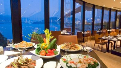 Bakıda tanınmış restoranda biabırçılıq - FOTO