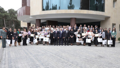 Suraxanıda Beynəlxalq Müəllimlər Günü qeyd edildi - FOTO