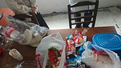 Texnologiya dərsində yemək hazırlayan 16 şagird zəhərəndi