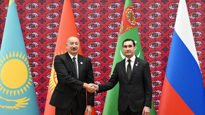 İlham Əliyev “Avaza” Kompleksinə getdi - FOTO