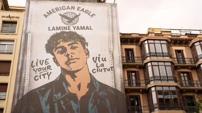 Lamin Yamal ilk geyim kolleksiyasını təqdim etdi