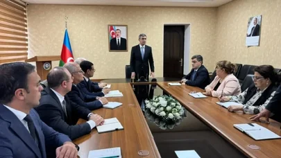İcra başçısı bu vəzifəli şəxsləri cəzalandırdı - FOTO