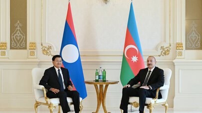 İlham Əliyevin Laos Prezidenti ilə təkbətək görüşü oldu