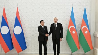 İlham Əliyevin Laos Prezidenti ilə geniş tərkibdə görüşü oldu
