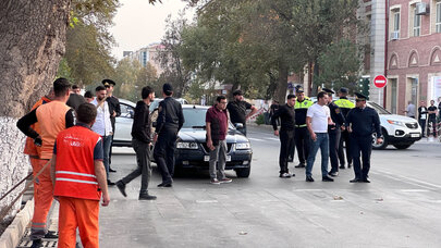 Naxçıvanda avtomobil piyadanı vurdu - FOTO