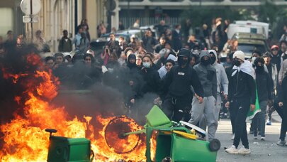 Fransada həbs dalğası: Saxlanılanların sayı 2000-i keçdi