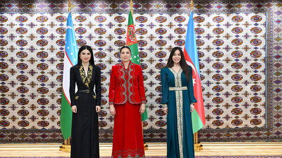 Aşqabadda Leyla Əliyevanın üçtərəfli görüşü oldu