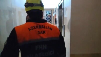 Bakıda binada yanğın: Sakinlər təxliyə edildi - FOTO
