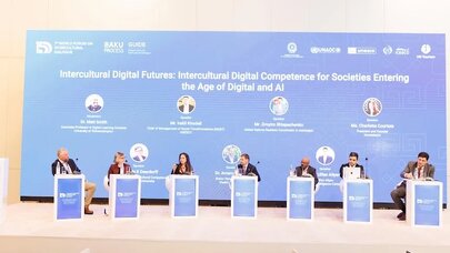 Forum çərçivəsində “Biznes dialoqu” adlı panel sessiyası keçirildi