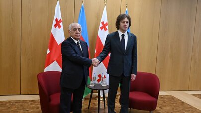 Əli Əsədov gürcüstanlı həmkarı ilə təkbətək görüşdü