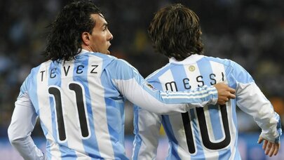Tevesin birlikdə oynadığı ən yaxşı futbolçu: Nə Messidir, nə də Ronaldo