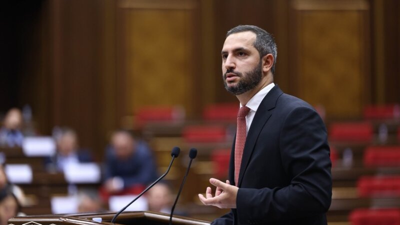 Ermənistan yeni Konstitusiyası ilə bağlı Azərbaycanla müzakirələr apara bilər - Rubinyan