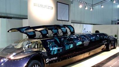 Şeyxin qarajından inanılmaz görüntülər