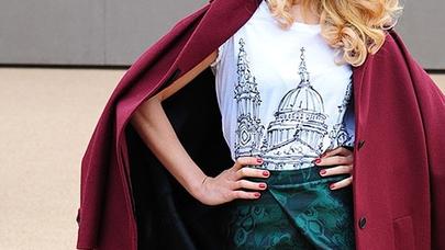 London dəb həftəsinin ən yaxşı geyinən məşhurları - FOTOLAR
