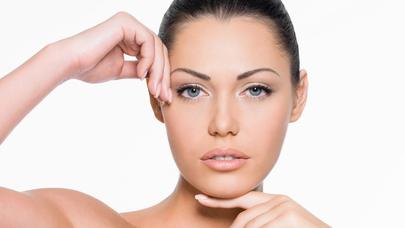 Dərinin sağlam rəngini necə qaytarmalı?