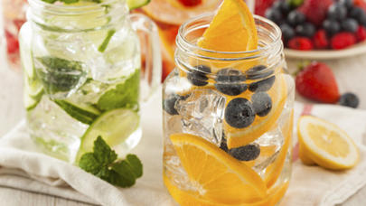 Meyvəli su ilə ayda 5 kilo arıqlayın