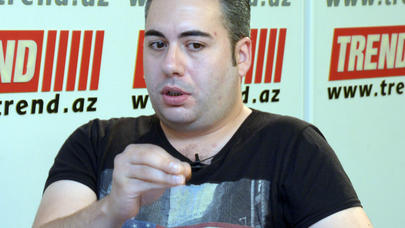 Vaan Martirosyan: Məni susdurmaq üçün anamı avtomobillə vurdular - FOTO/VİDEO