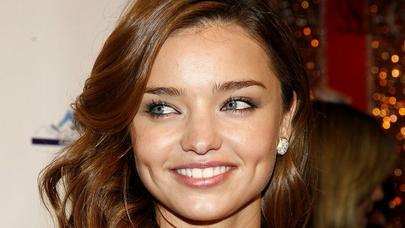 Estetik cərrahiyyədə yeni üsul: batıq yanaqlar