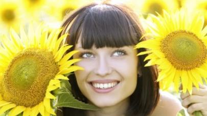 Günəbaxan yağı ilə gözəlləş!