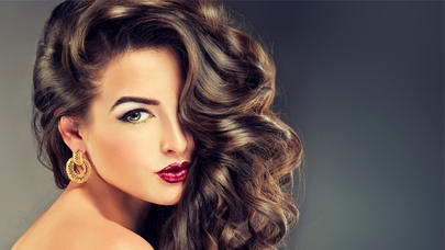 Yağlı saçlarla necə mübarizə aparmalı?