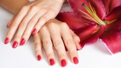 Uzun və baxımlı dırnaqlar üçün maskalar