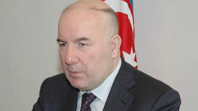 Elman Rüstəmov: “Banklar valyuta ilə kifayət qədər təmin olunur”