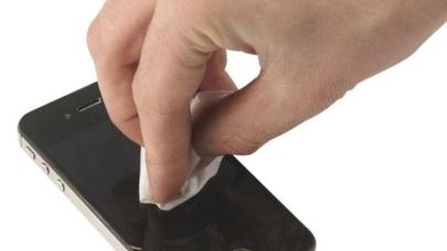 Telefonun ekranındakı cızıqları necə aradan qaldıraq?