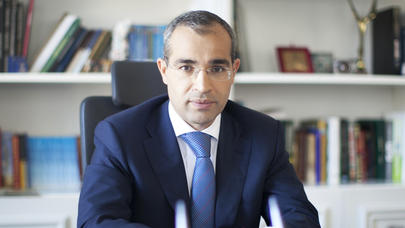 Mikayıl Cabbarov: Yaxşı müəllim zəif müəllimdən çox maaş almalıdır - MÜSAHİBƏ