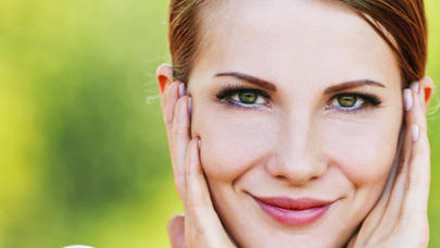 Yorğun görünmək istəmirsinizsə, bu maskanı sınayın!