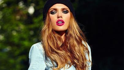 Parlaq saçlar üçün təbii üsul