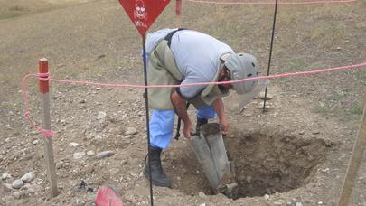 Füzulidə partlamamış 4 mərmi tapılıb - FOTO