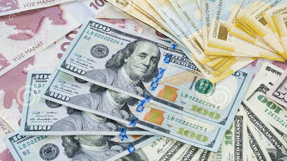 Banklarda dollar və avronun alış-satış qiymətləri – SIYAHI