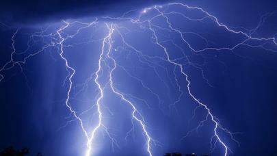 Cəlilabad sakinini ildırım vurdu