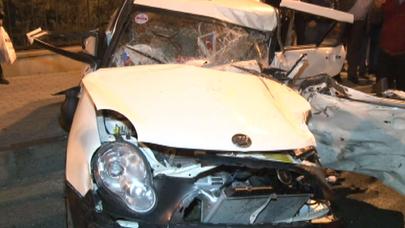 “LİFAN"ağaca çırpıldı - sürücü öldü