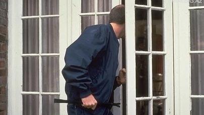 Bakıda 14 yaşlı yeniyetmdən inanılmaz oğurluq