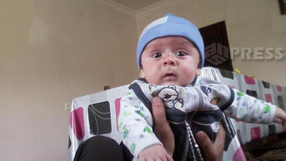 Azərbaycanda həkim səhvinin qurbanı olan körpə dəfn edildi