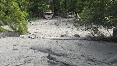 Kiş çayı yeni çəkilən alternativ yolu yuyub apardı
