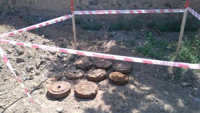 Gəncədə 8 mina tapıldı - FOTO