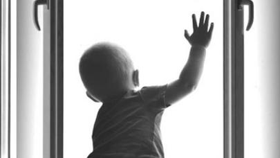 Yenə uşaq ölümü - Yenə pəncərədən yıxılıb