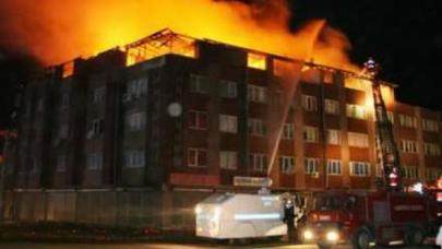 Bakıda bir binada iki mənzil yanıb