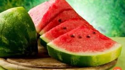 Bir ailənin 7 üzvü qarpızdan zəhərlənib