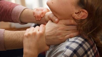 Arvadını boğub öldürdü