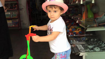 Bakıda ana körpəsini mağazaya atıb qaçdı - YENİ DETALLAR - FOTO (YENİLƏNİB)