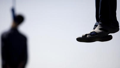 20 yaşlı gənc intihar etdi