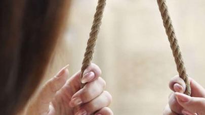 Hacıqabulda iki uşaq anası özünü asıb