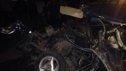 Toydan qayıdarkən yol qəzasına düşdülər - FOTO