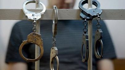 Məhbus məhkəmə zalından qaçıb